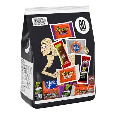 HERSHEY'S Halloween Assorted Flavored Snack Size Candy, 80 pcs.