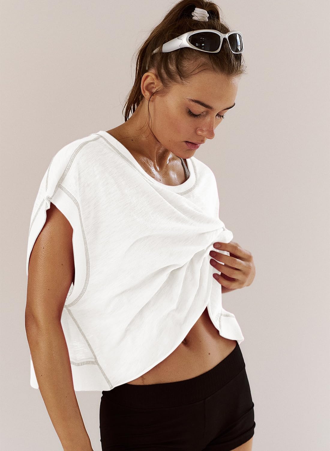 Kumufenc Women Short Sleeve Workout Shirts Open Back Tops Casual Yoga Y2k Athletic Gym Slouchy Crop Running Tees(White,S), Small