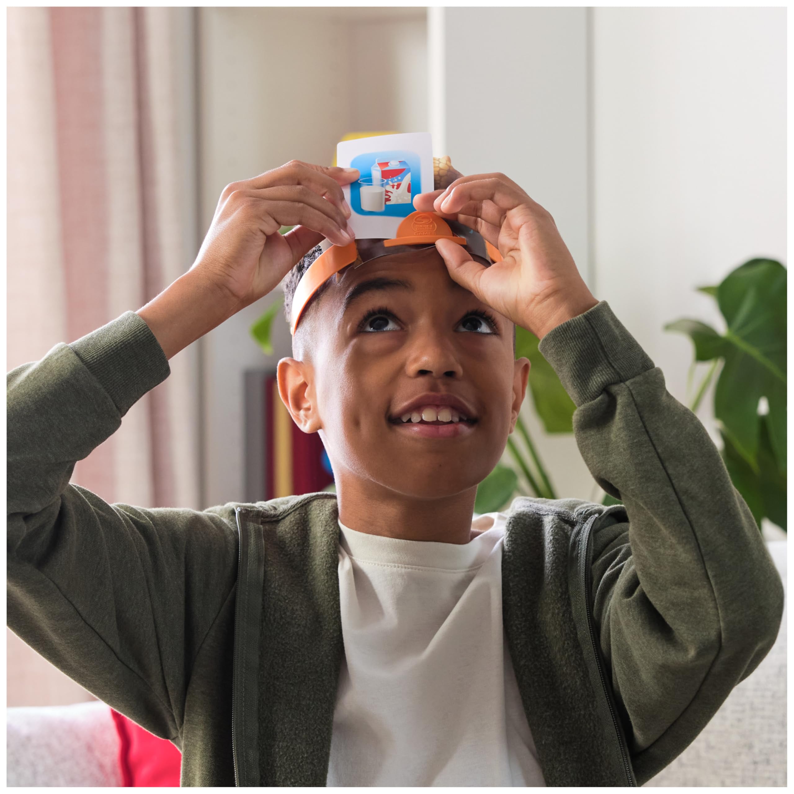 Spin Master Games, Hedbanz 2023 Edition with New Cards, Picture Guessing Board Game, for Family & Kids, 2-6 Players, for Ages 6 & Up