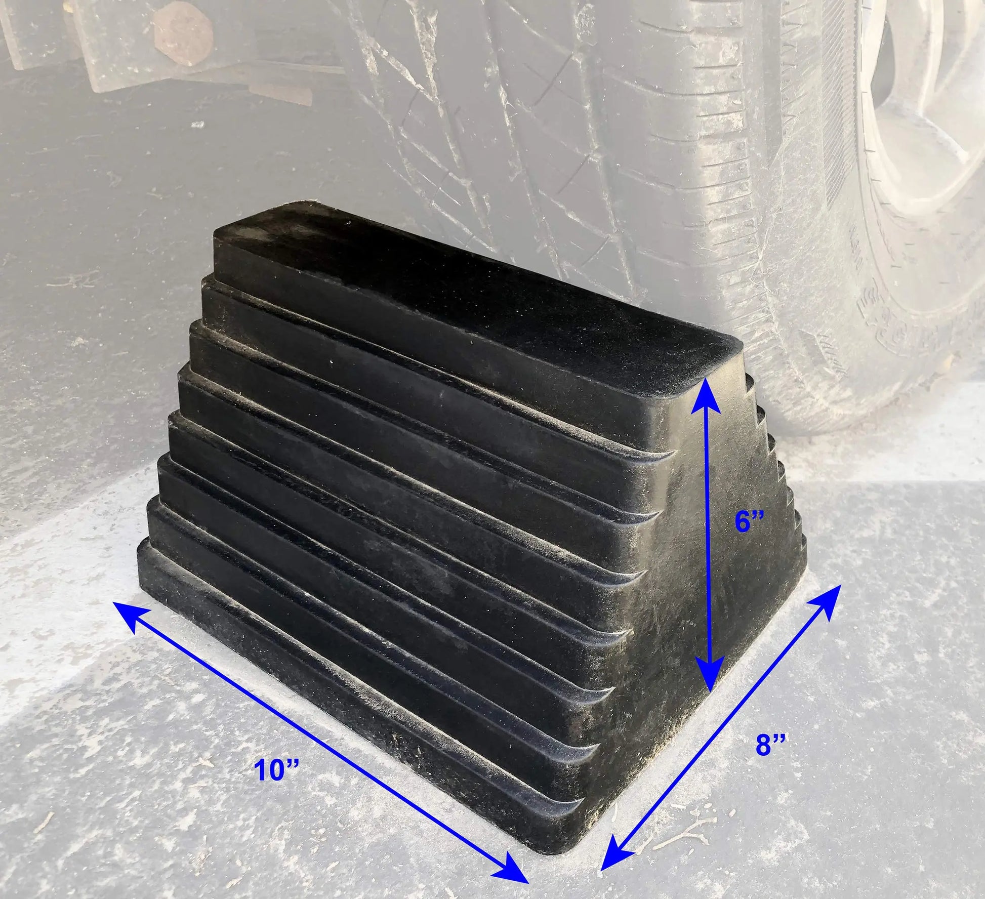 MaxxHaul 80681 Rubber Wheel Chocks 2-Pack – Heavy Duty, All-Weather, Non-Slip, Oil-Resistant with Steel Eyebolt – for Trailers, Cars, Motorcycles, RVs – 10” x 8” x 6”